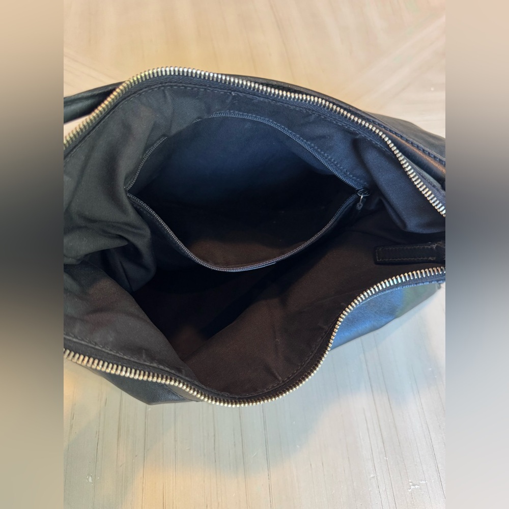 Gucci Abbey D-Ring Leather Hobo Shoulder Bag Black - Authentic # 189833 - Picture 8 of 17